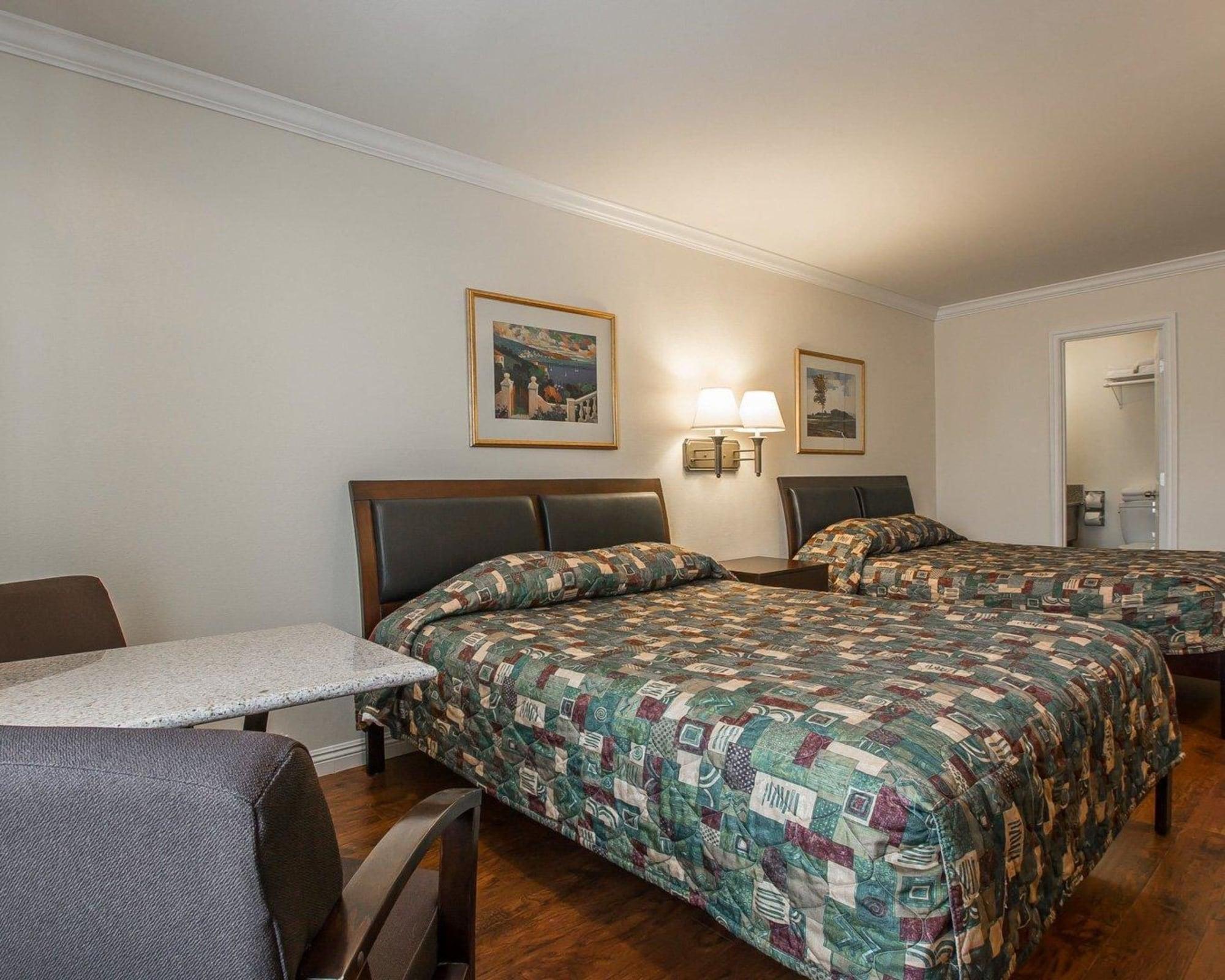 Rodeway Inn Риверсайд Номер фото